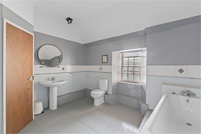 90 High Street, Peebles, EH45 8SW - image 9