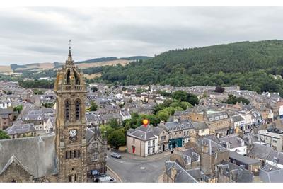 90 High Street, Peebles, EH45 8SW - image 1