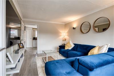 17 Strathyre Place,
Stoneyburn,
Bathgate,
EH47 8BE - image 3