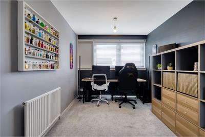 17 Strathyre Place,
Stoneyburn,
Bathgate,
EH47 8BE - image 10