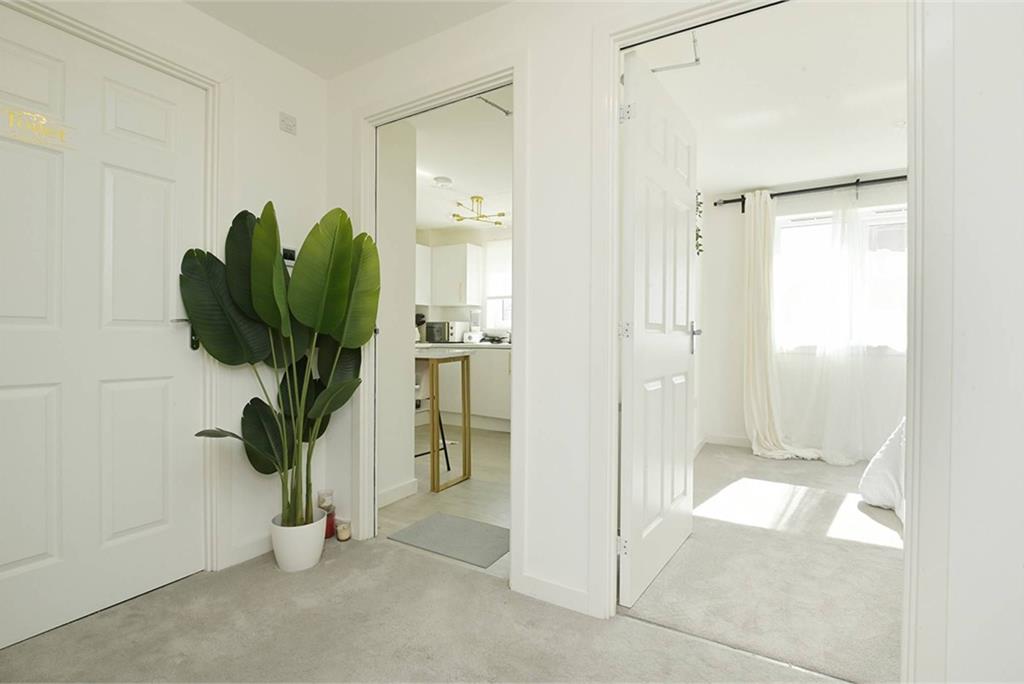 Flat 3 47 Milligan Drive, , Edinburgh, EH16 4DA - image 12