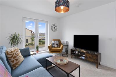 9 Desmoulins Drive, Newton Village, By Danderhall EH22 1GL - image 3