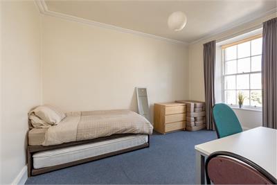 5/4, 1F1, Parkside Street, Edinburgh, EH8 9RL - image 5