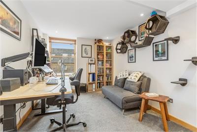 33/21 Water Street, The Shore, Edinburgh, EH6 6SZ - image 12