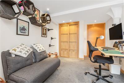 33/21 Water Street, The Shore, Edinburgh, EH6 6SZ - image 13