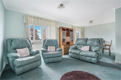 33 Farnell Way, Dunfermline, KY12 0SR - image 2