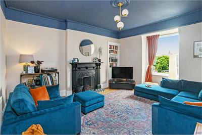 7/7 Mentone Avenue, Portobello, Edinburgh, EH15 1HZ - image 2