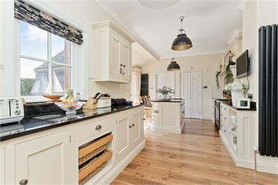 Sea Breezes, Heugh Brae, North Berwick, East Lothian, EH39 5NW - image 11
