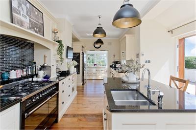Sea Breezes, Heugh Brae, North Berwick, East Lothian, EH39 5NW - image 8