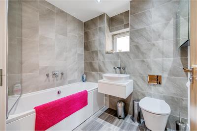 21 Shiel Hall Crescent, Rosewell, EH24 9DD - image 15
