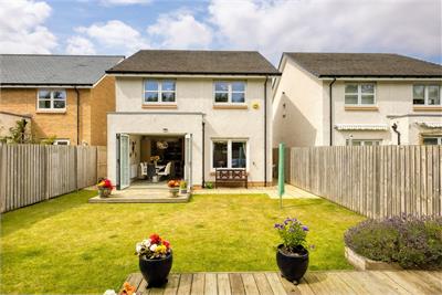 21 Shiel Hall Crescent, Rosewell, EH24 9DD - image 24