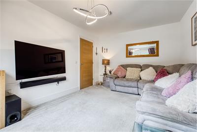 21 Shiel Hall Crescent, Rosewell, EH24 9DD - image 6