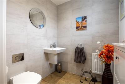 21 Shiel Hall Crescent, Rosewell, EH24 9DD - image 7
