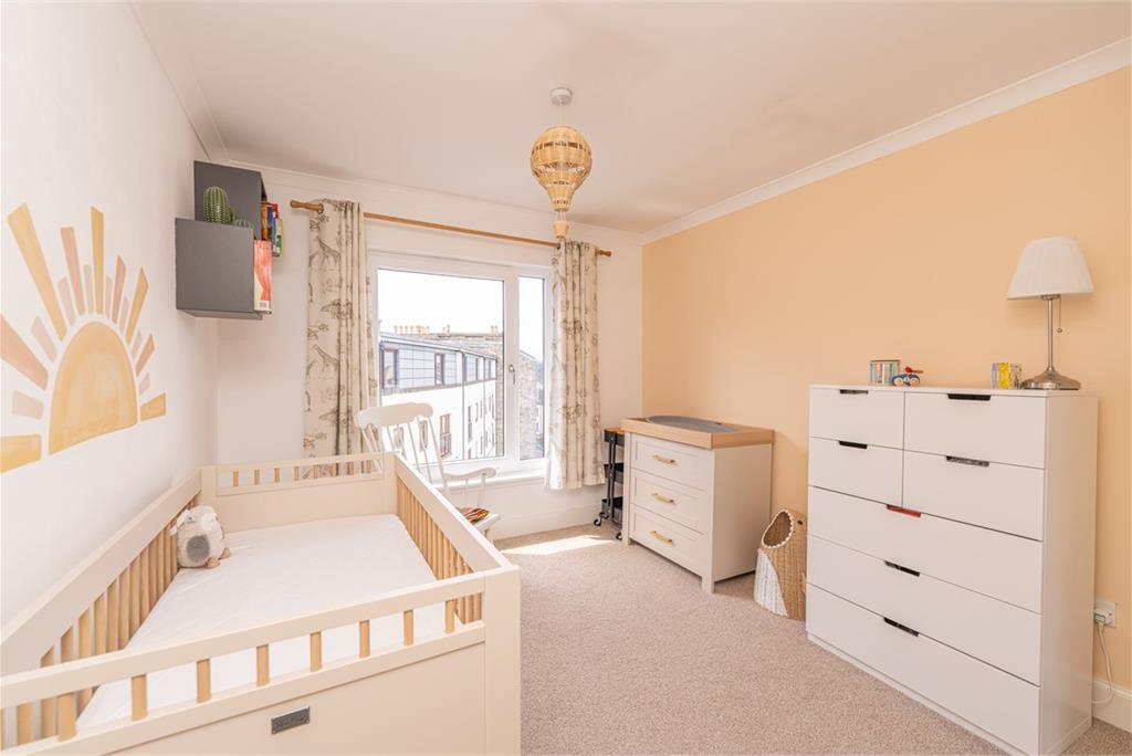 10/7 McDonald Road,
Edinburgh,
EH7 4LZ - image 20