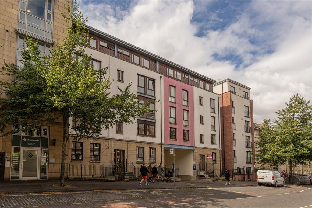 10/7 McDonald Road,
Edinburgh,
EH7 4LZ - image 24