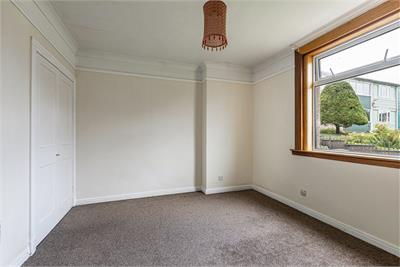 18 Glebe Place, Galashiels, TD1 3JW - image 12