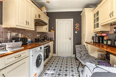 18 Glebe Place, Galashiels, TD1 3JW - image 7