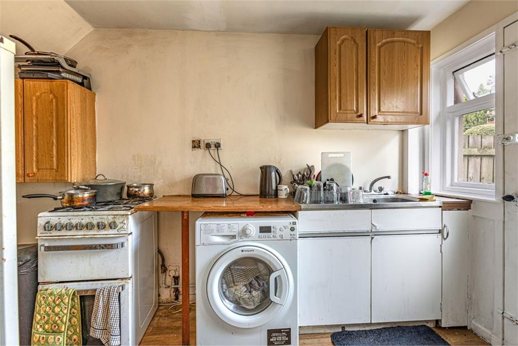 15 Kenilworth Avenue, Galashiels, TD1 2DG - image 6