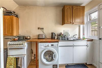 15 Kenilworth Avenue, Galashiels, TD1 2DG - image 6
