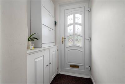 29 Bughtlin Park, East Craigs, Edinburgh, EH12 8UR - image 2