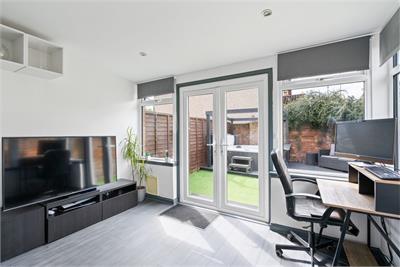 1 Vexhim Park, Duddingston, Edinburgh, EH15 3SB - image 7