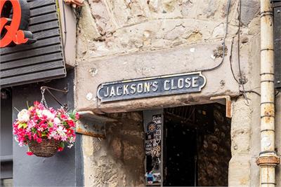 1/2 Jackson's Close, 209 High Street, Edinburgh, EH1 1PZ - image 19