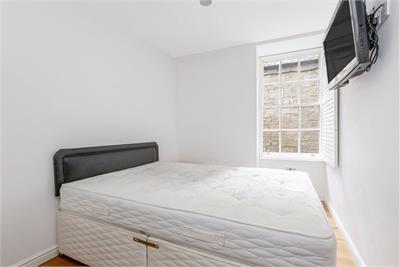 1/2 Jackson's Close, 209 High Street, Edinburgh, EH1 1PZ - image 9