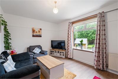 87 Carrick Knowe Avenue, Edinburgh, EH12 7DE - image 2
