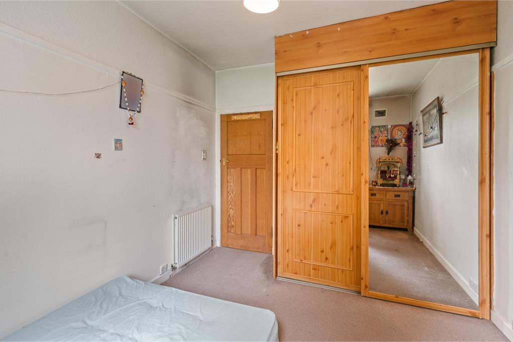 87 Carrick Knowe Avenue,
Edinburgh,
EH12 7DE - image 15