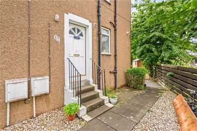 87 Carrick Knowe Avenue, Edinburgh, EH12 7DE - image 23