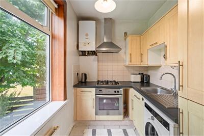 87 Carrick Knowe Avenue, Edinburgh, EH12 7DE - image 7