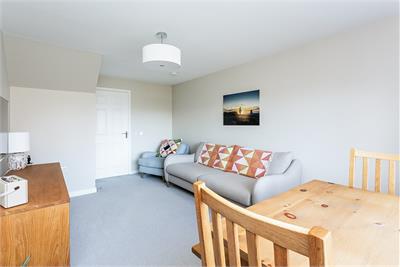 25 Rodger Road, East Calder, Livingston, EH53 0GF - image 3