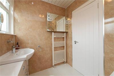 9 Kirktoun Gardens, , Tillicoultry, FK13 6PG - image 21