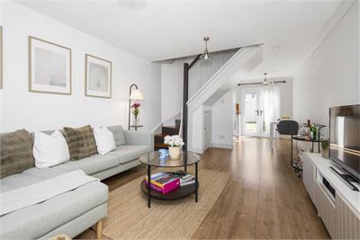 260 The Murrays Brae, Edinburgh, EH17 8UL - image 3