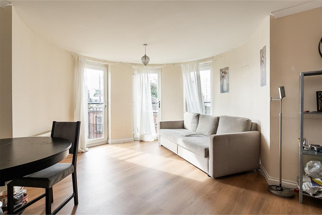 1/8 Ocean Way,
Edinburgh,
EH6 7DG - image 2