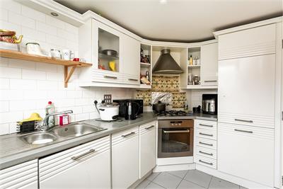 1/8 Ocean Way, Edinburgh, EH6 7DG - image 5
