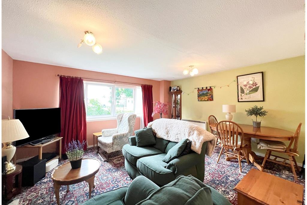 46 Fairhaven,
Kirn,
Dunoon,
PA23 8NR - image 5
