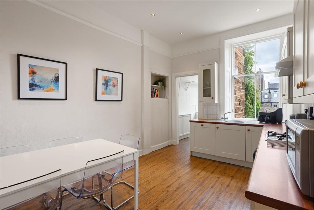 27 (2F1) Merchiston Crescent, Edinburgh, EH10 5AJ - image 4