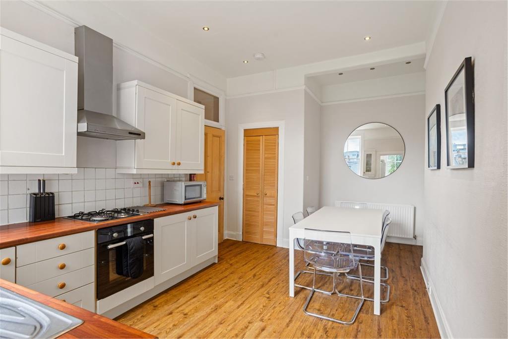 27 (2F1) Merchiston Crescent, Edinburgh, EH10 5AJ - image 5
