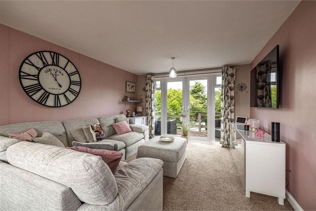 10 Glenfield Crescent, Galashiels, TD1 2AR - image 4