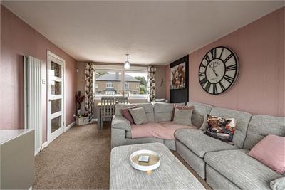10 Glenfield Crescent, Galashiels, TD1 2AR - image 5
