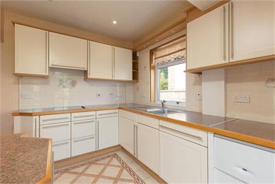 42 Gamekeeper's Road, Edinburgh, EH4 6LS - image 7