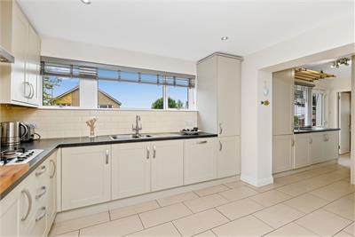 12 Clerwood Terrace, Corstorphine, Edinburgh, EH12 8PG - image 6