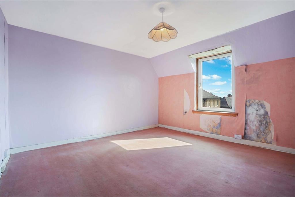 22 Whinney Knowe,
North Queensferry,
Inverkeithing,
KY11 1JL - image 2