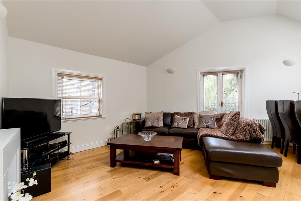 21,
Atholl Crescent Lane,
West End,
Edinburgh,
EH3 8ET - image 8