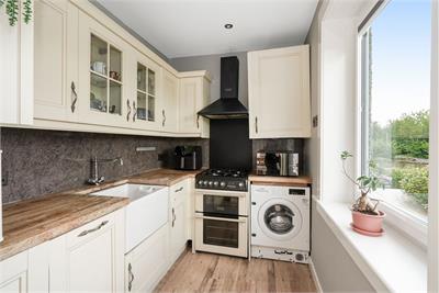 30 Colinton Mains Road, Colinton Mains, Edinburgh, EH13 9AW - image 6