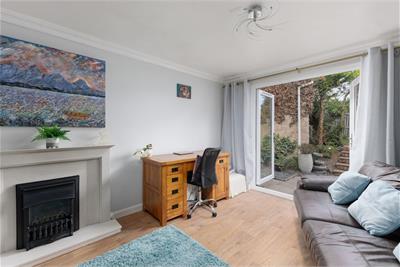 20 Brodick Gardens, Dunfermline, KY11 8ET - image 5