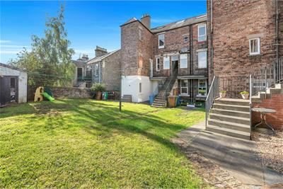 Second Floor Mid Right Flat, 36 Victoria Terrace, Dunfermline, KY12 0LZ - image 17