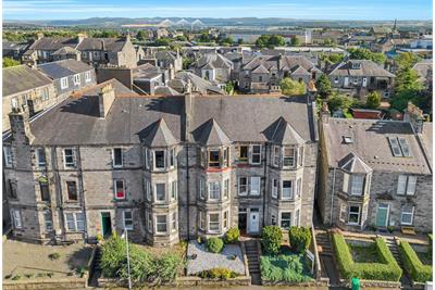 Second Floor Mid Right Flat, 36 Victoria Terrace, Dunfermline, KY12 0LZ - image 1