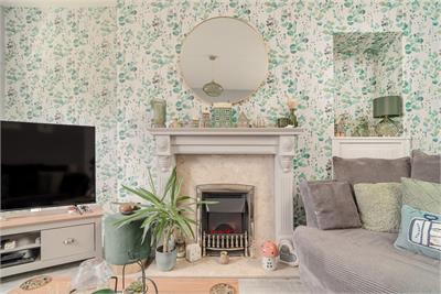 32 Coldingham Road, Eyemouth, TD14 5AW - image 5